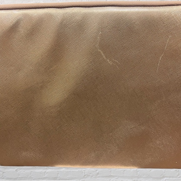 Kate Spade Metallic Laptop Sleeve - Picture 8 of 8